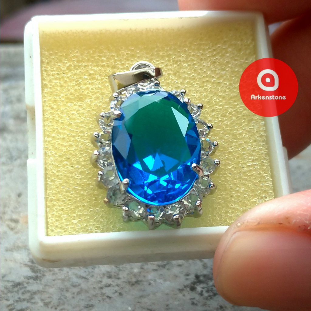Liontin Cantik Batu Permata Blue Topaz HQ
