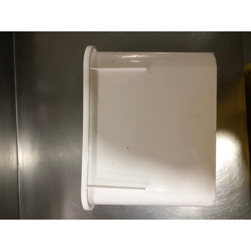 Wadah bekas ice cream