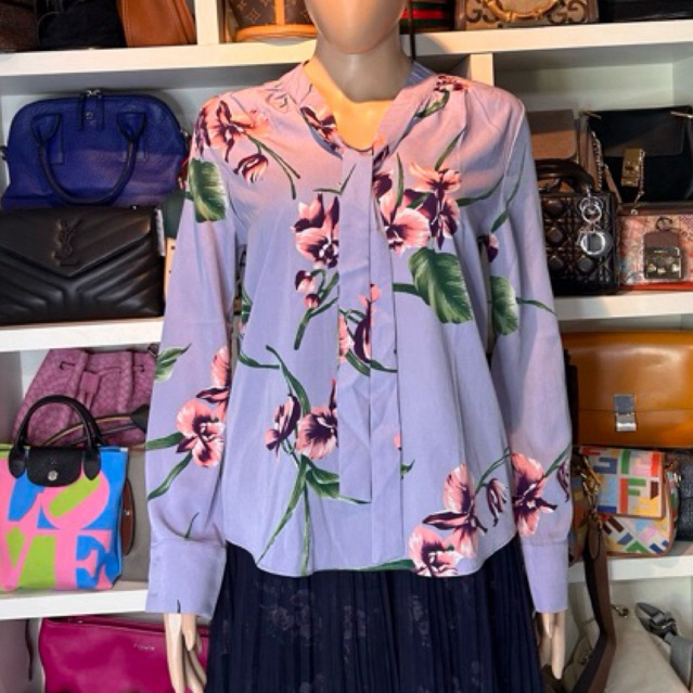 Blouse Lengan Panjang Motif Bunga