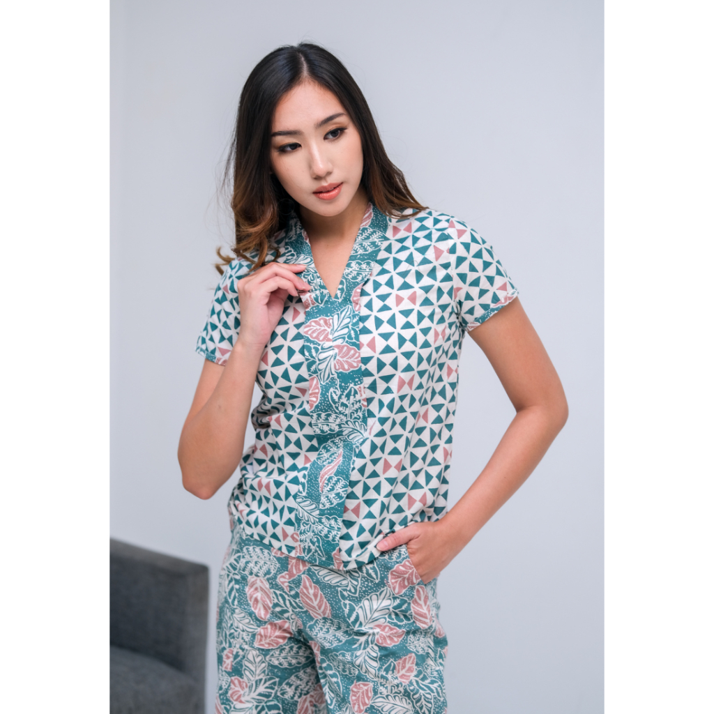 Kichi Batik Blouse Batik Mia
