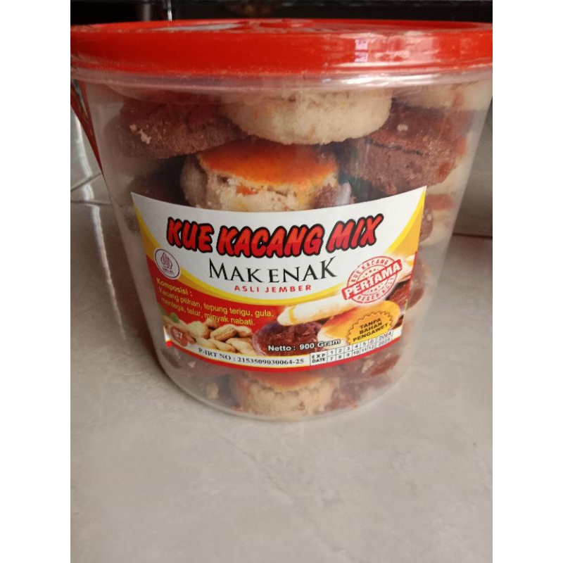 

kue kacang mix mak enak