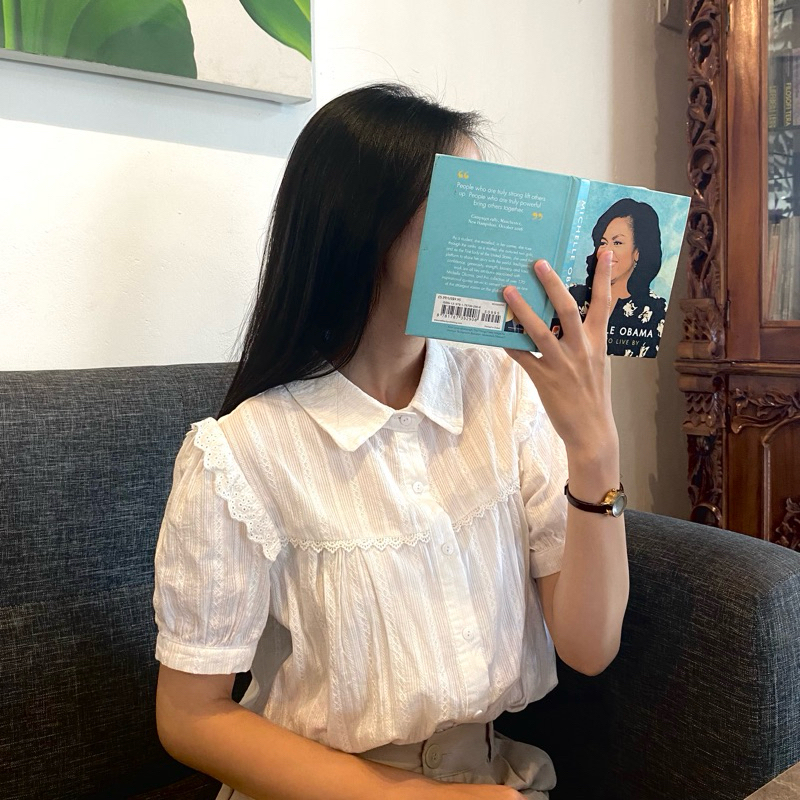 [READY] Polly Kemeja Blouse Putih Hitam Wanita Kerah Bulat Model Korea Renda