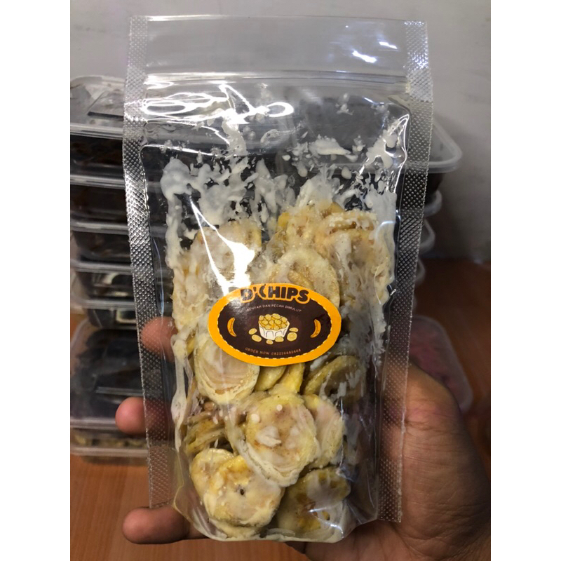 

keripik pisang tiramishu 100 gram standing pouch by D'Chips
