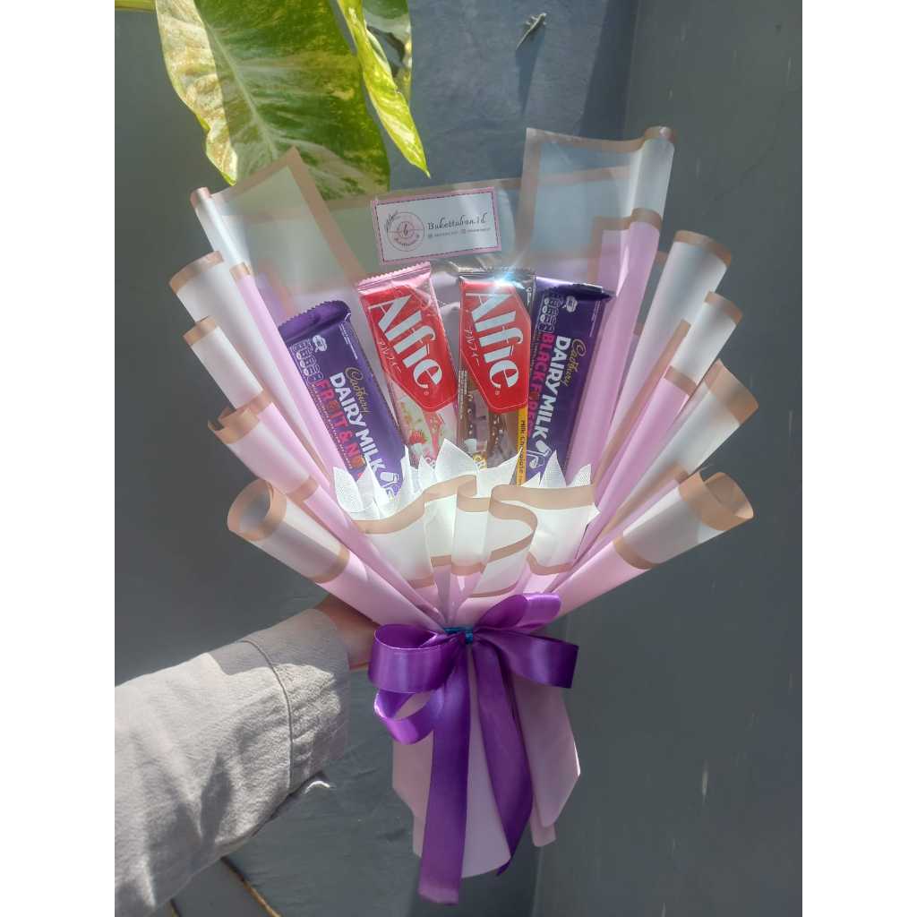 

[READY] BUKET COKLAT DAIRY MILK/BUKET COKLAT
