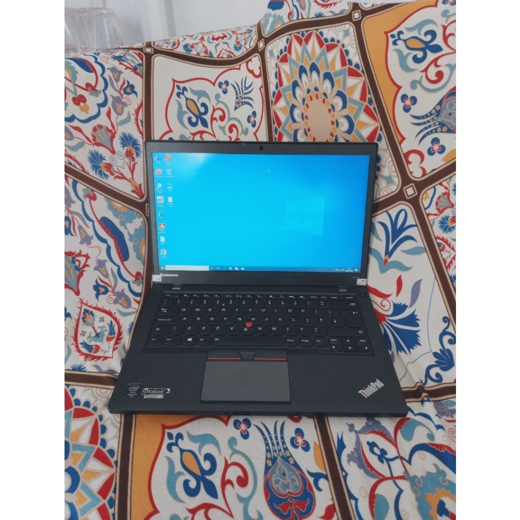 LAPTOP LENOVO THINKPAD T450S i5 BROADWELL RAM 16 SSD 512 MULUS/MURAH