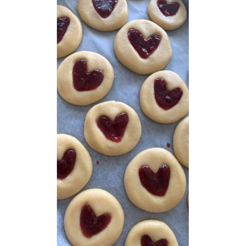 

Heart Cookies Strawberry Jam