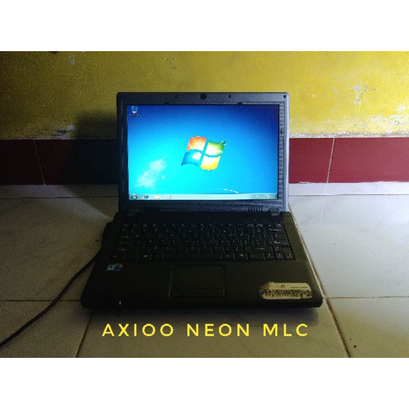 Laptop Axioo Neon