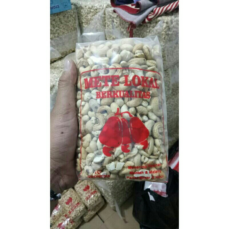 

Kacang Mete Mentah Gread B