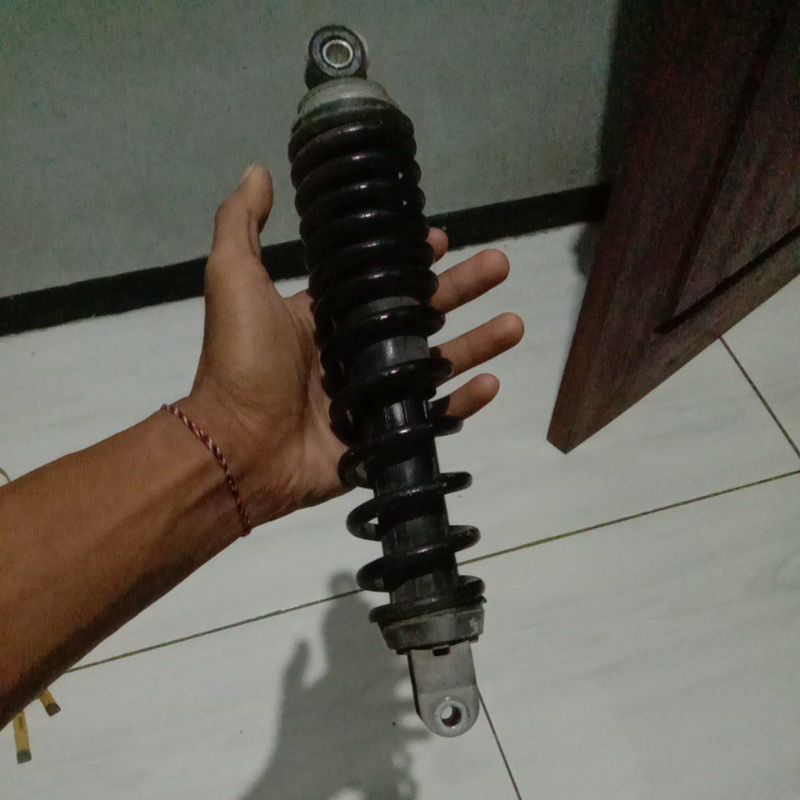 Sok belakang original  copotan vario techno 110 karbu