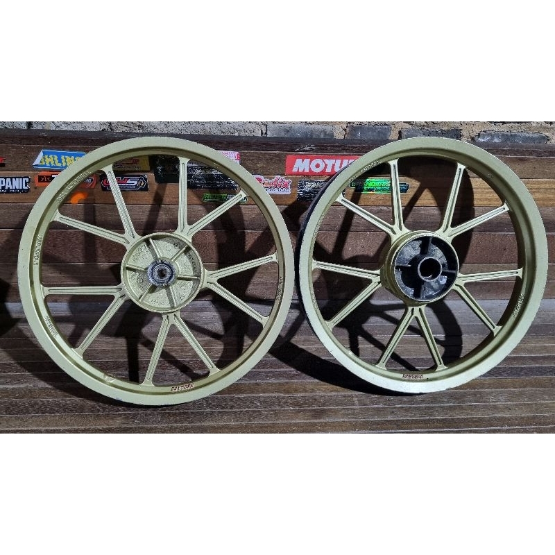 DAYTONA GP WHEEL WHELL HONDA BAUT 4 SUPRA X 125 KARISMA