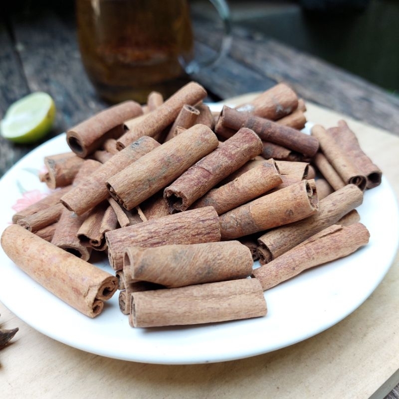 

Kayu Manis Premium Potongan 3 cm 100 gr bersih