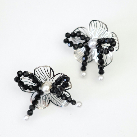 PARKER - Silver Pearl Modern Bow Beads Flower Earrings