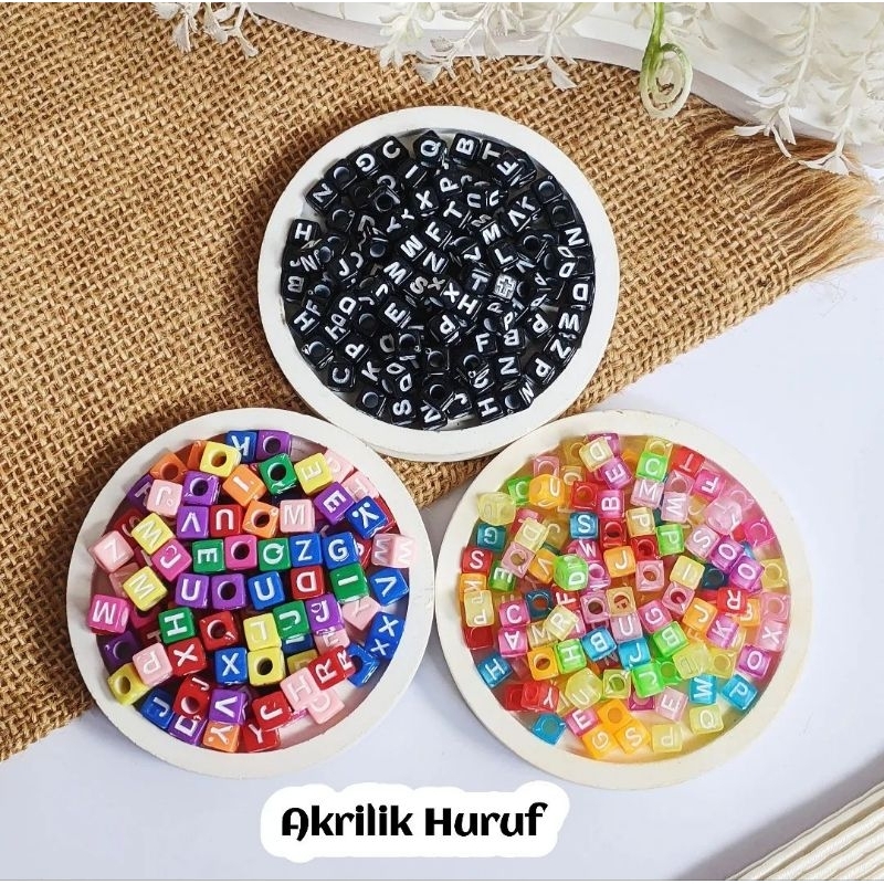 Mote Huruf & Angka / Akrilik Huruf Angka 11.500/bks