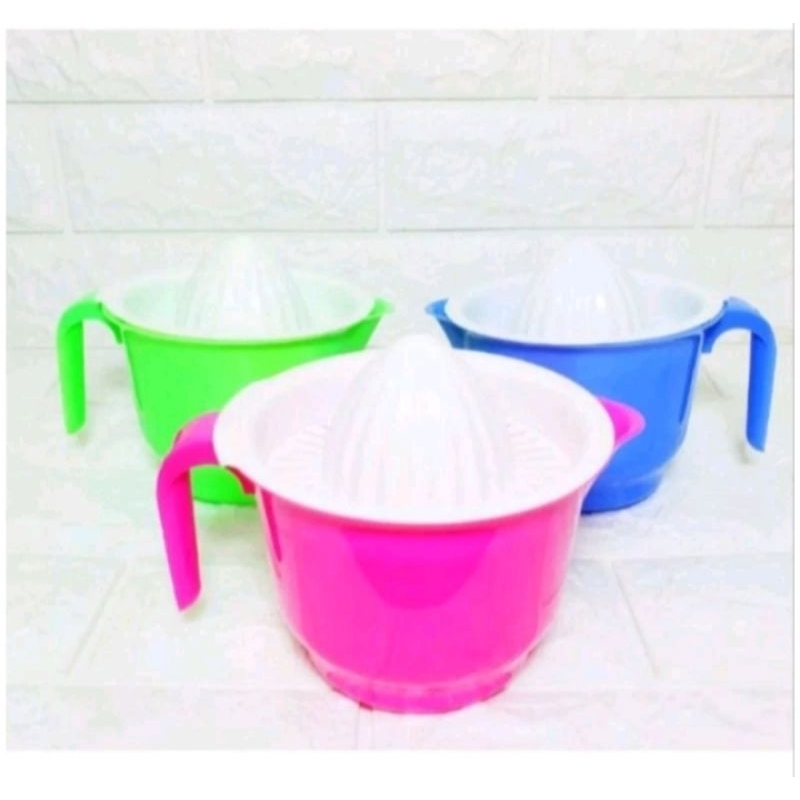 Alat pemeras jeruk praktis bahan plastik