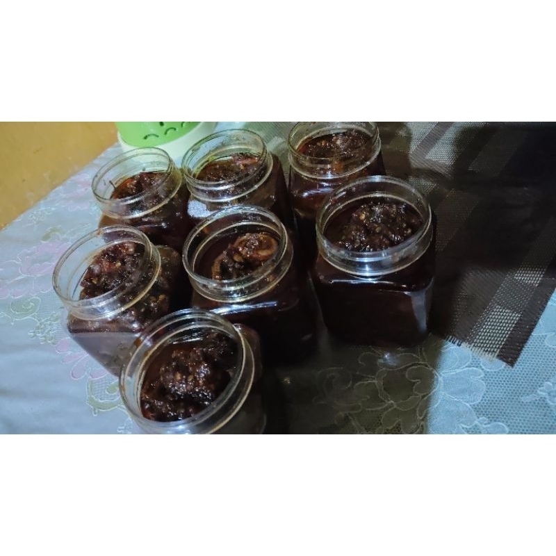 

sambal cumi, cakalang suir dan ubi goreng kriuk