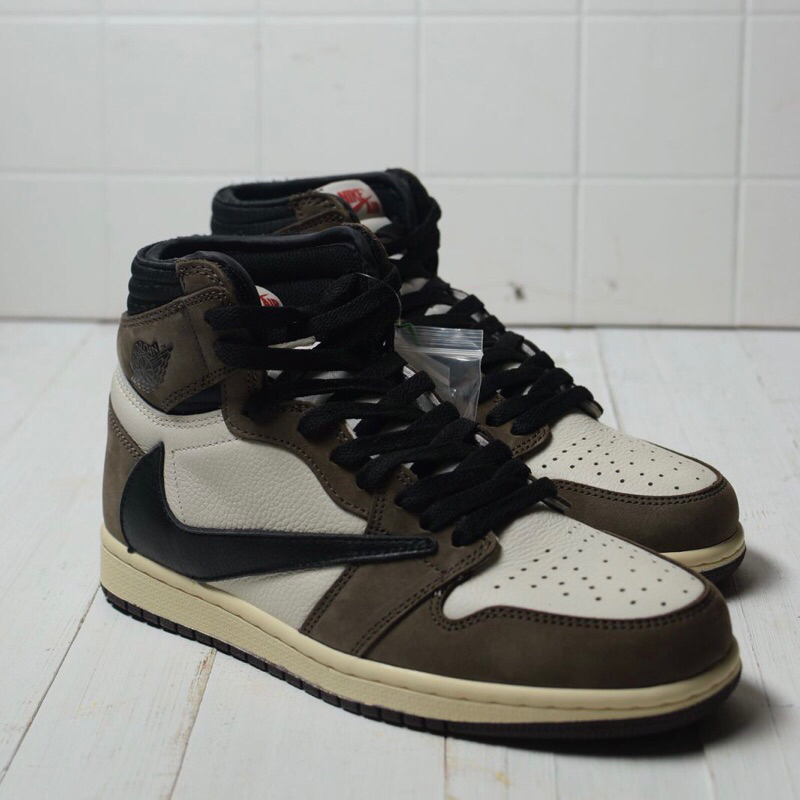 Nike Air Jordan 1 High Travis Scott Dark Mocha