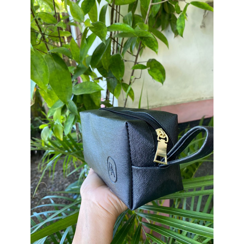 pouch boxy kepala zipper besi / souvenir pouch skincare / dompet skincare / pouch skincare / souveni