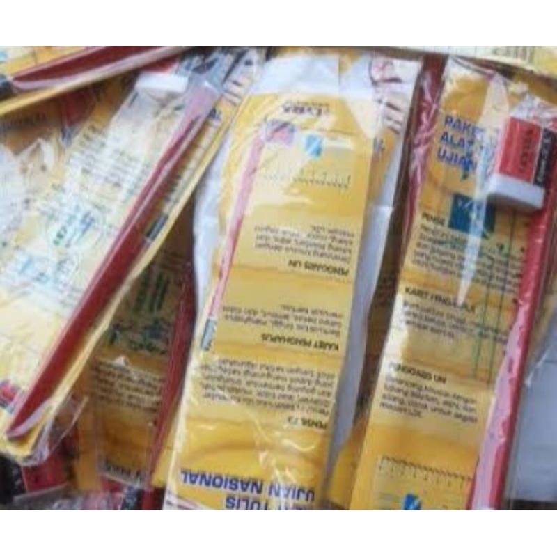 

paket pensil penghapus lyra