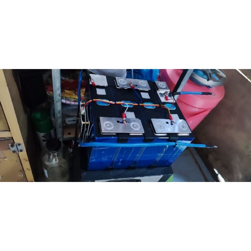 Baterai lifepo4