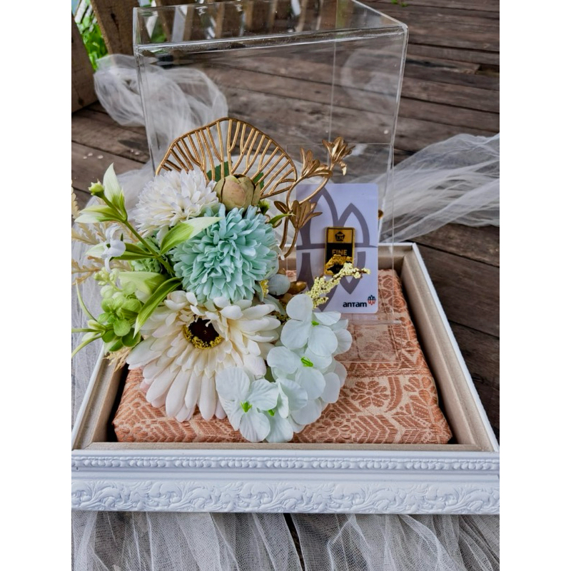 

Sewa box hantaran \ Box hantaran pernikahan