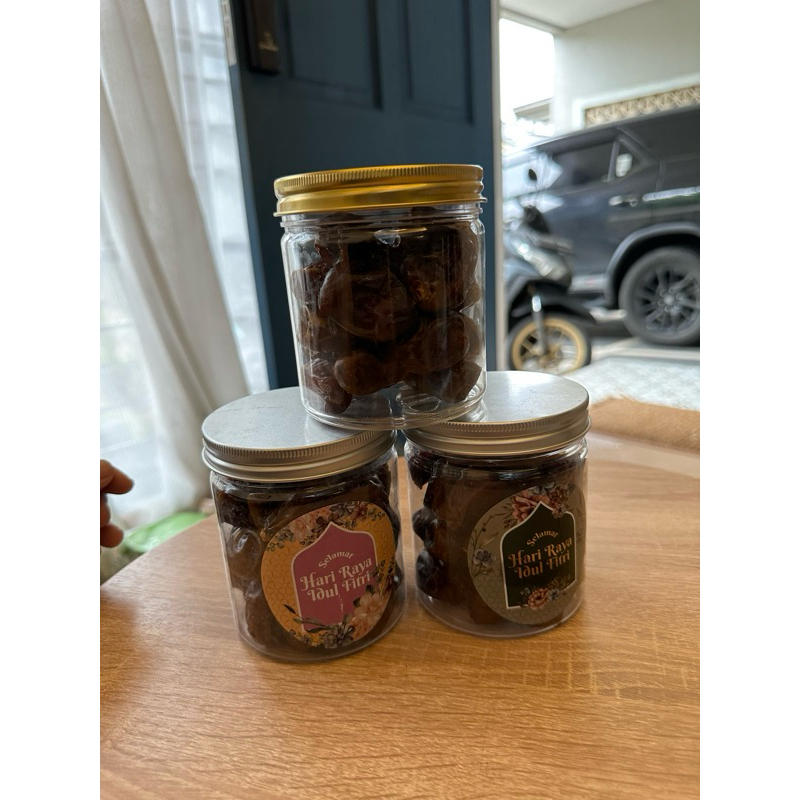 

paket exclusive prmeium kurma mesir grade a