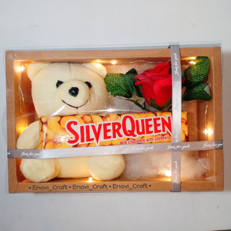 Kado Ulang Tahun Cewek Cowok Wisuda Gift Box Boneka Beruang Coklat Silverqueen Hampers Box Buket Bunga
