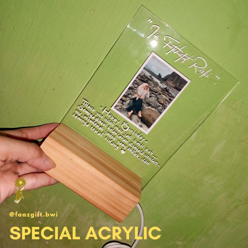 

Akrilik 4x6 || Akrilik wisuda || Akrilik ulang tahun || Akrilik anniversary