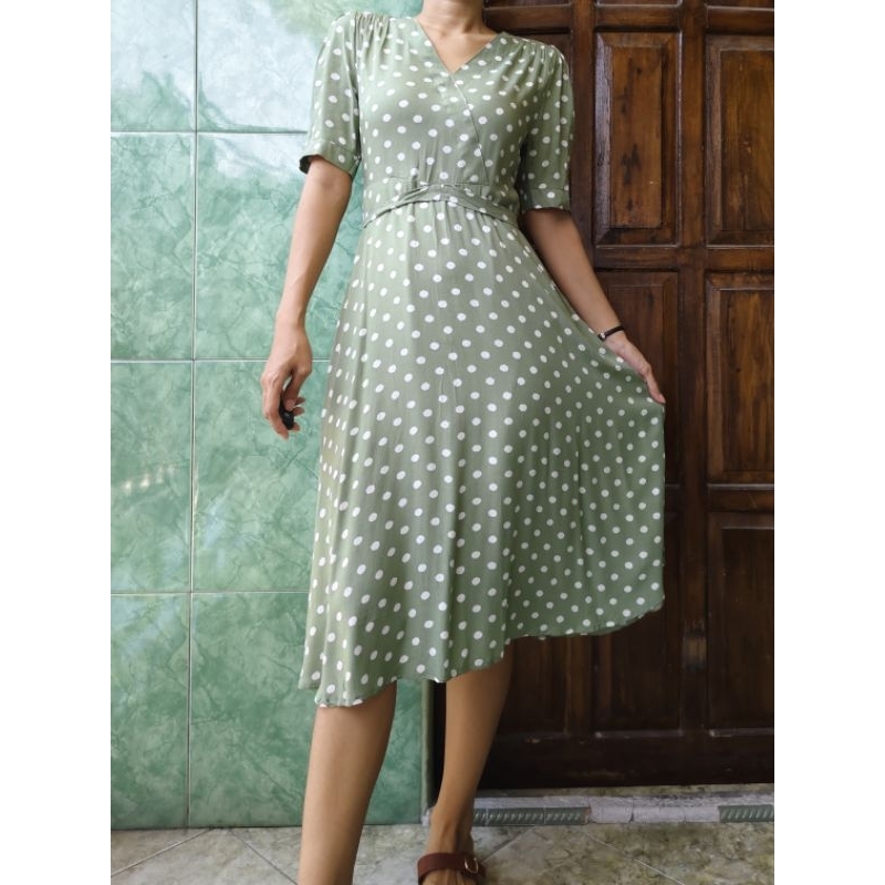 Preloved P❤️ Mantan Bukan Baru GN11 Enc S EncS dress wanita hijau sage soft muda kalem katun rayon a