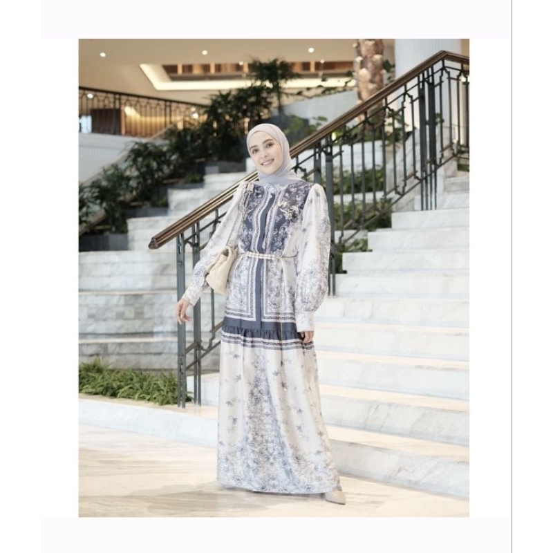 Preloved Vanilla Hijab Tudejul CHARM Dress