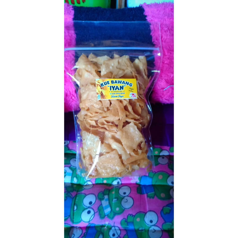 

Kue Bawang IYAN kemasan sedang paket beli 5 gratis 1