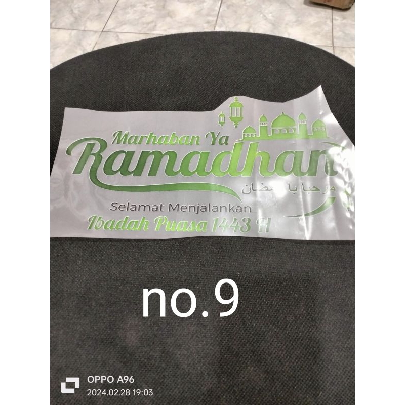 

stiker dtf tidak mudah luntur tinggal di cetak ke baju polos