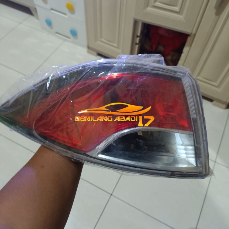 stoplamp mazda 2 sedan kiri original