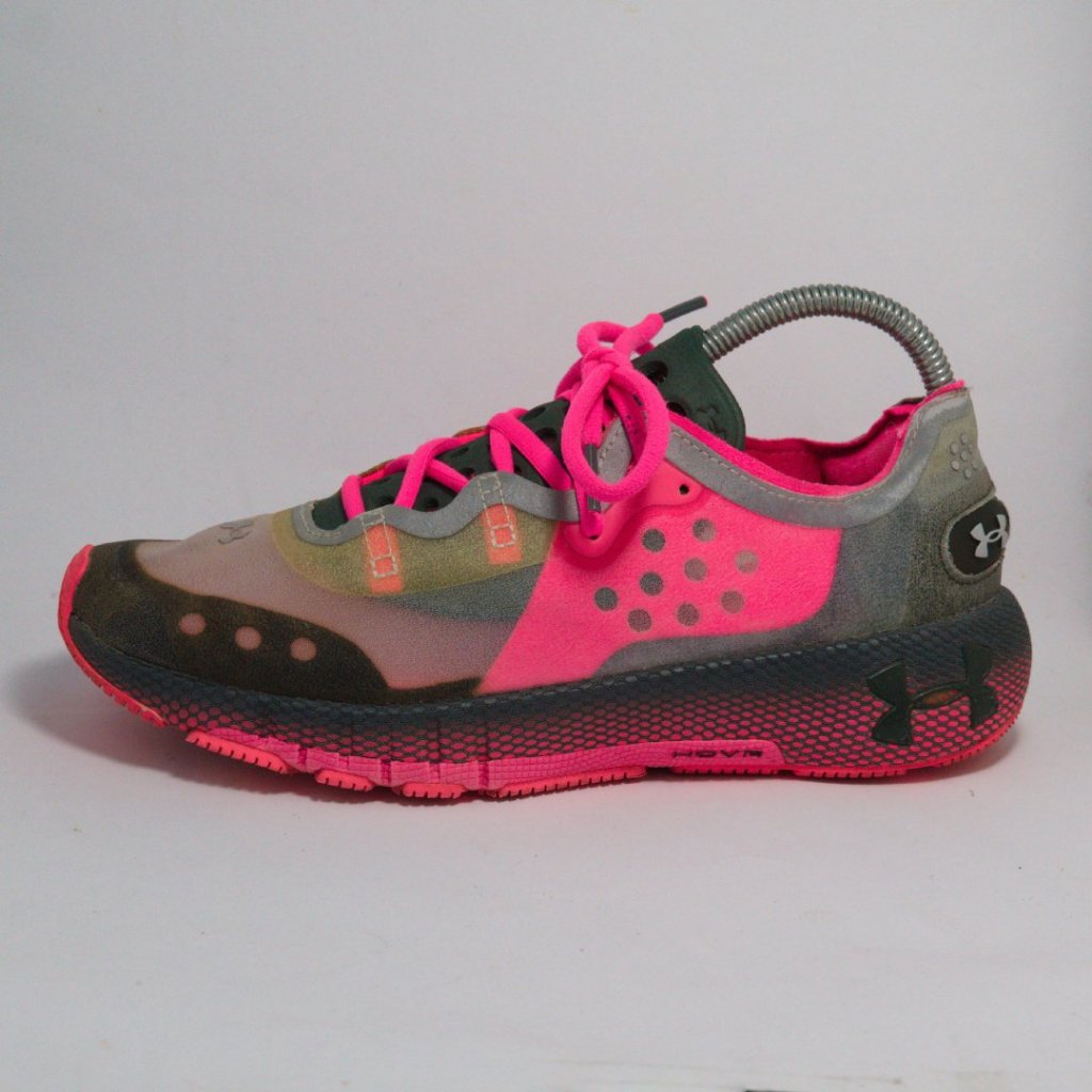 [Preloved] Under Armour Machina Mars HOVR Sepatu Lari size 40