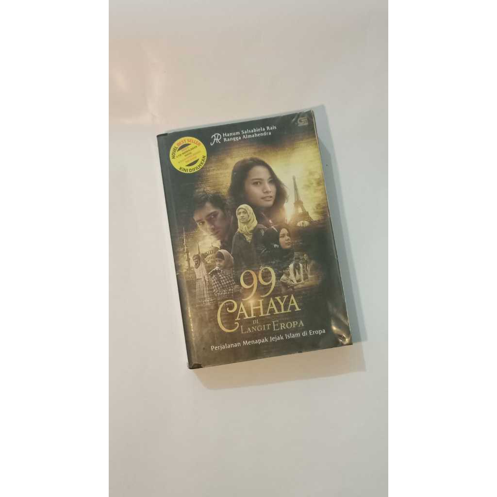 99 cahaya di langit eropa