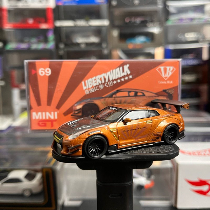 MINI GT Nissan GTR R35 Metallic Brown LBWK Liberty Walk Lb Works
