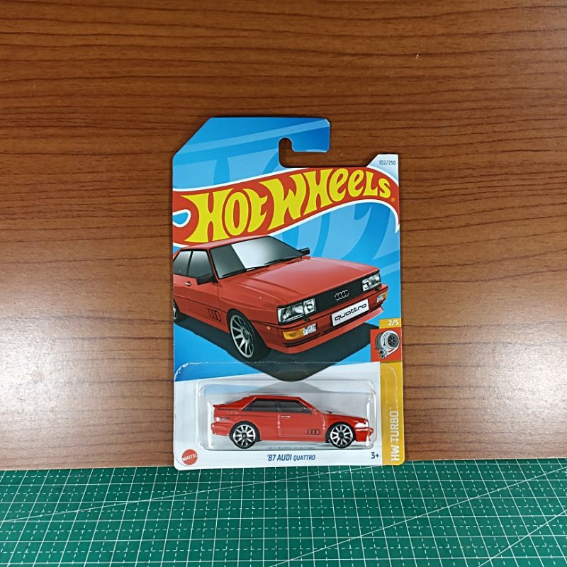 Hot Wheels 87 Audi Quattro Merah