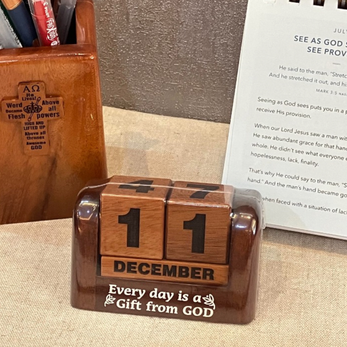 

[ kairos gift ] kalender meja balok kayu ayat rohani