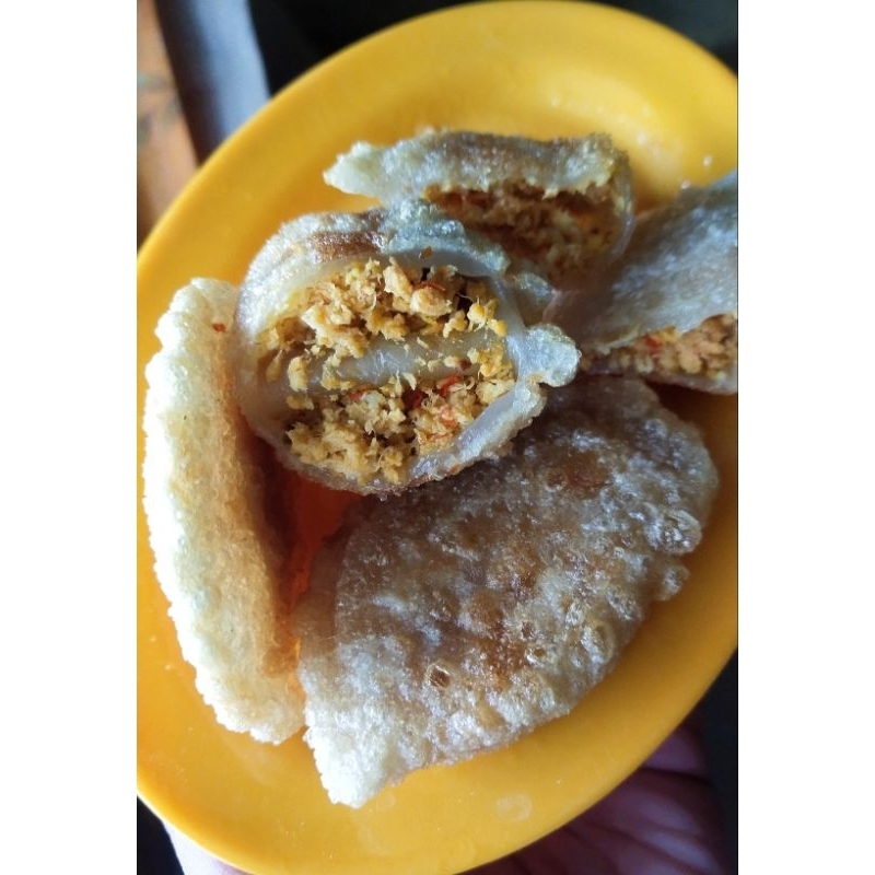 

CIRENG ISI AYAM SUWIR PEDAS 4 pcs