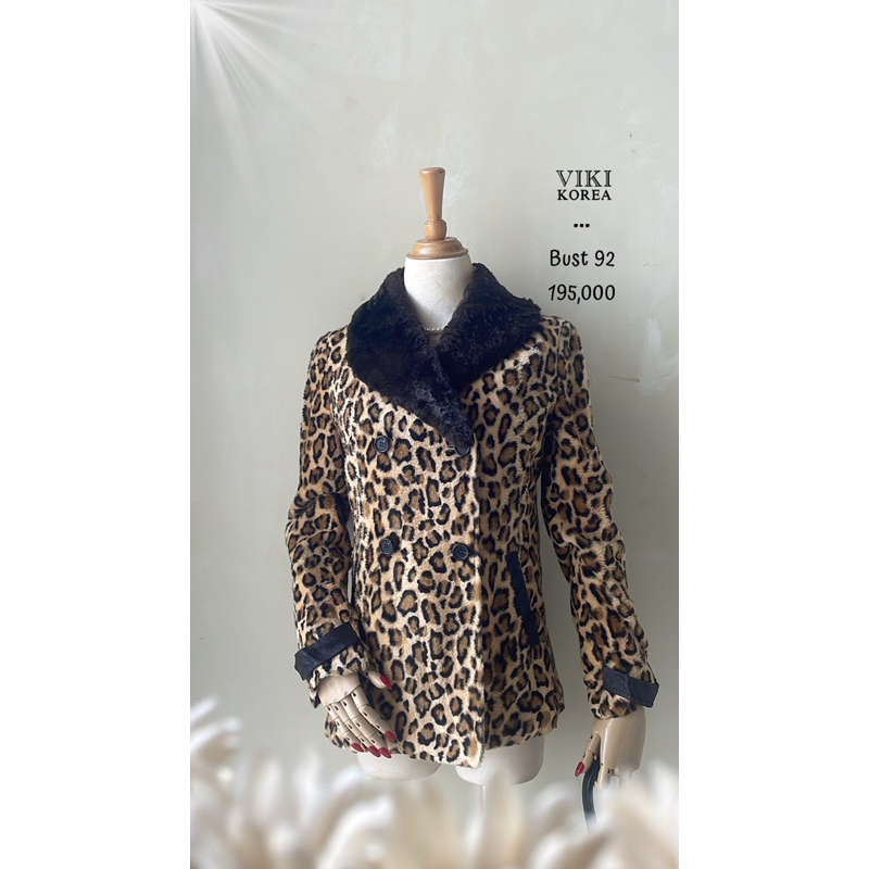 Blazer full fur bulu bulu motif leopard kerah lucu viki vintage premium murah keren mewah unik bagus