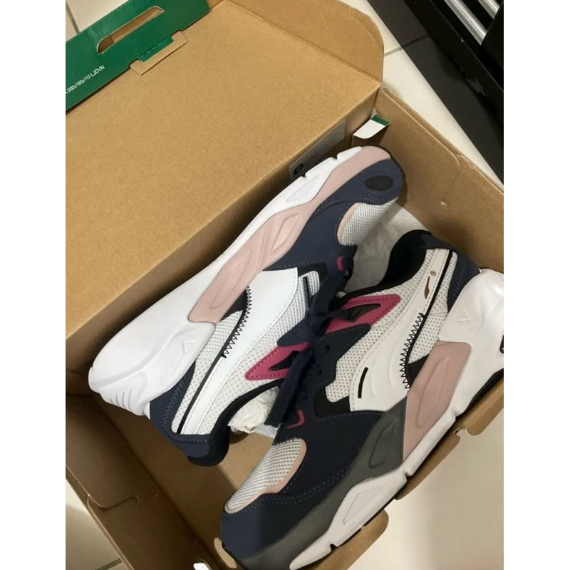 preloved sneakers sepatu puma TRC MIRA woman