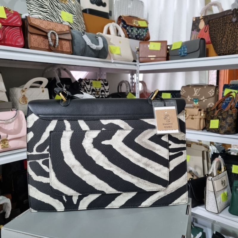 Tas Selempang Wanita Motif Zebra