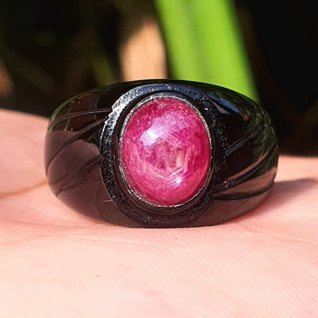 Cincin Batu Akik Permata Natural Ruby Afrika Ring Titanium Hitam