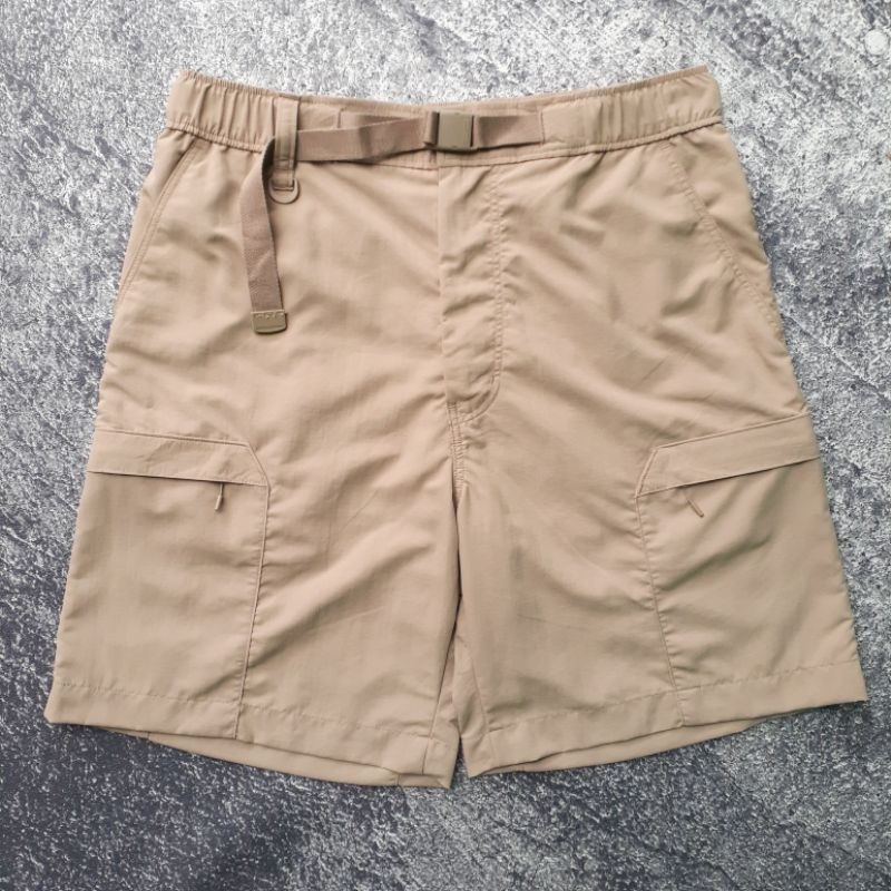 CELANA PENDEK UNIQLO GEARED NYLON RIPSTOP SHORT PANTS