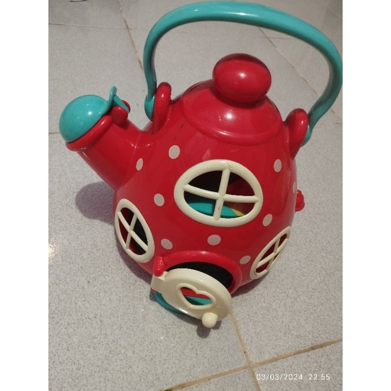 ELC happyland kettle cottage