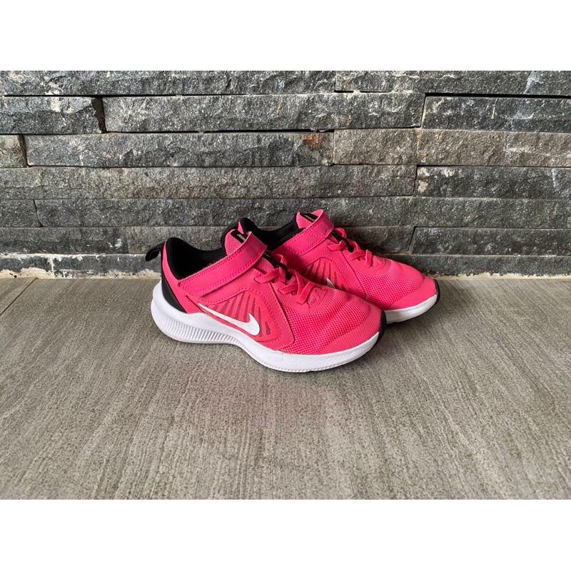 Sepatu Nike Pink Anak Size 29.5
