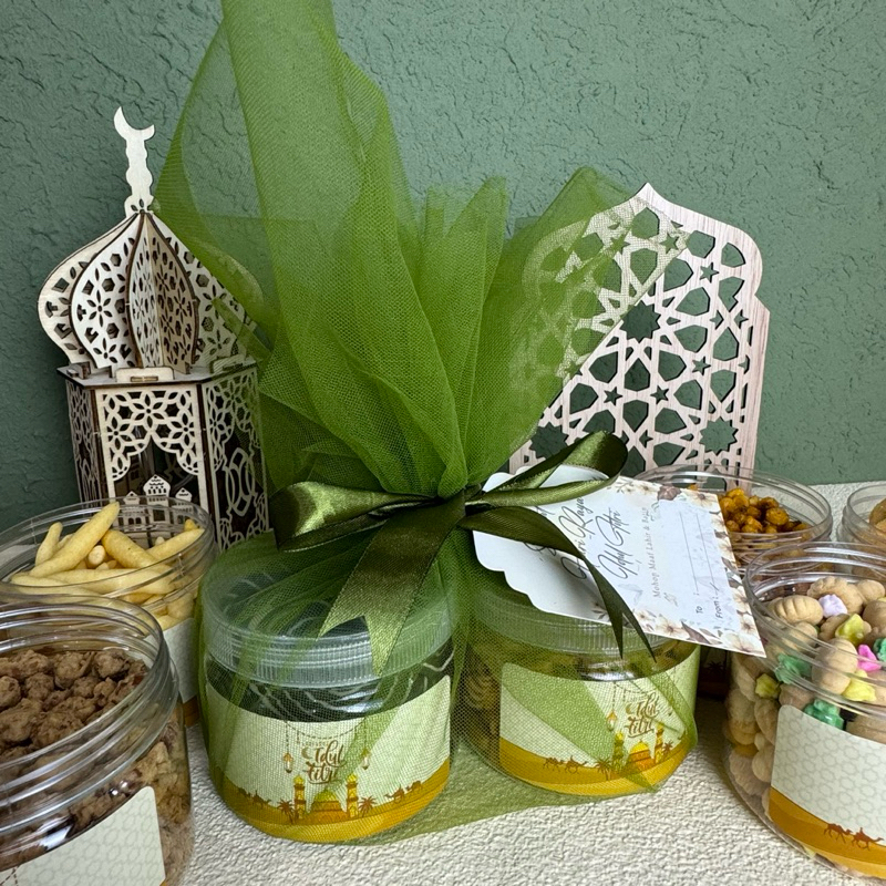 

BIG PROMO HAMPERS LEBARAN HUMAIRA ISI 2 TOPLES 400ML HAMPERS PREMIUM CEMILAN LEBARAN BINGKISAN IDUL