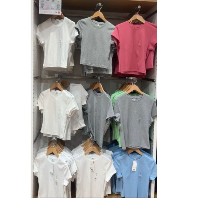 T-Shirt Polos Uniqlo