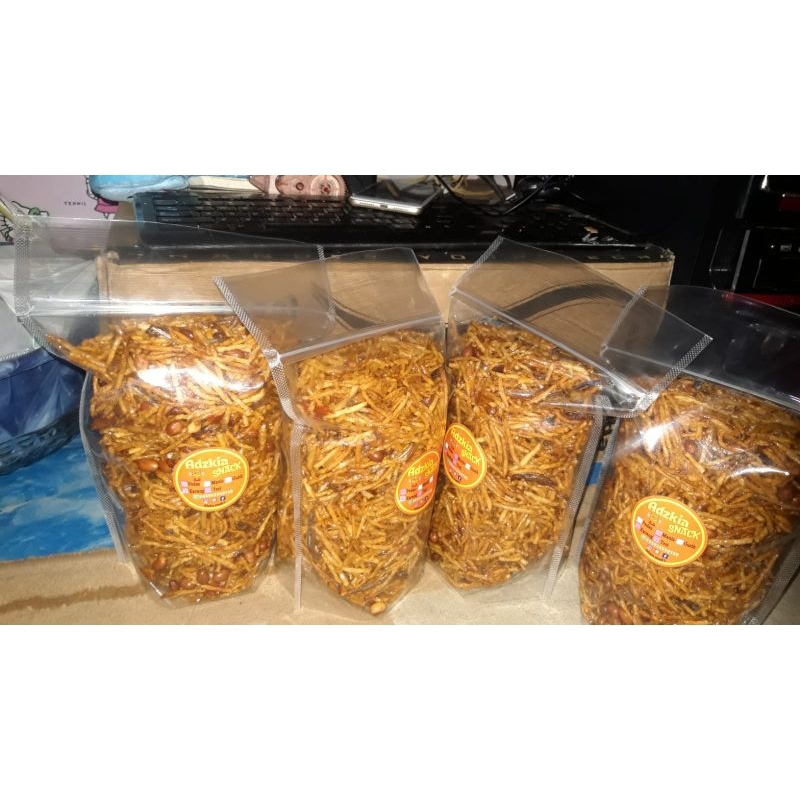 

kering kentang mix teri pedas (500gr)