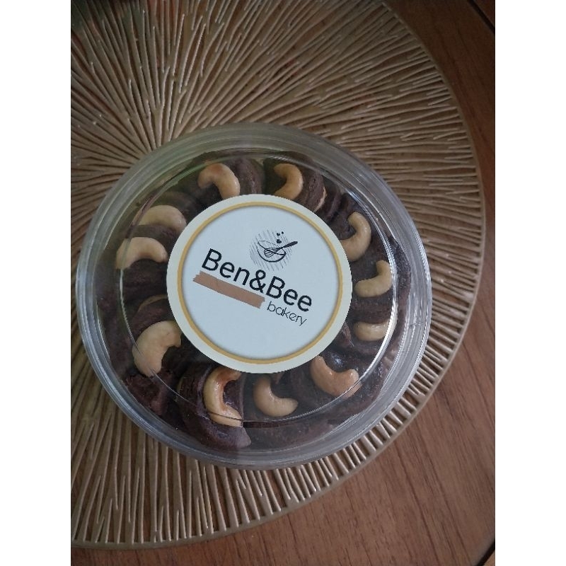 

kue kering. coklat kacang mede 500gram