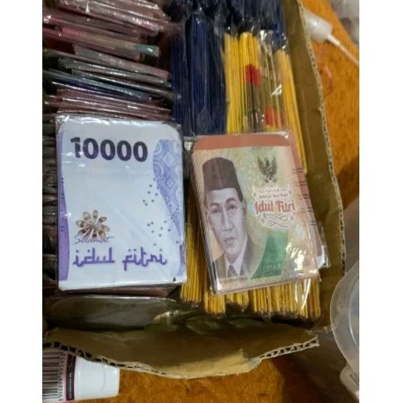 

Amplop uang lebaran motif duit unik | angpau